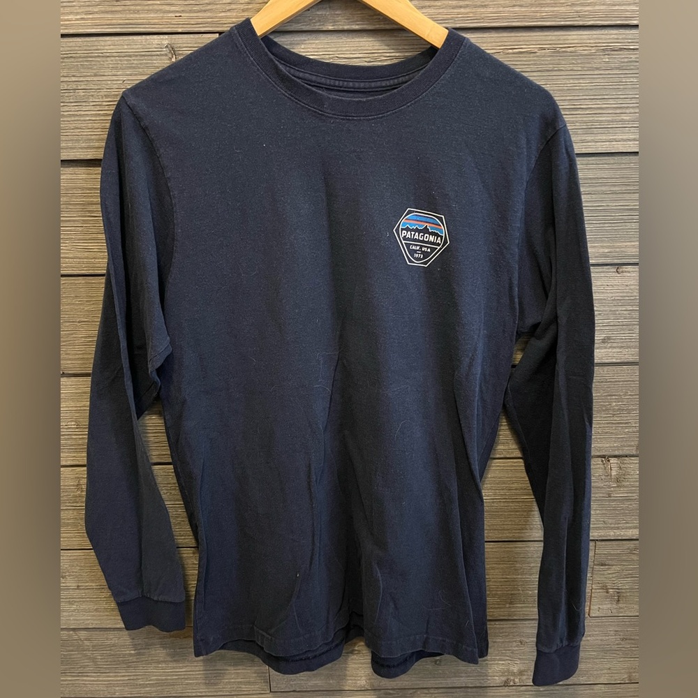 Patagonia Women’s Long Sleeve Tee Navy with Chest Logo.